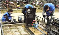 Amenajarea mormintelor in Moldova
